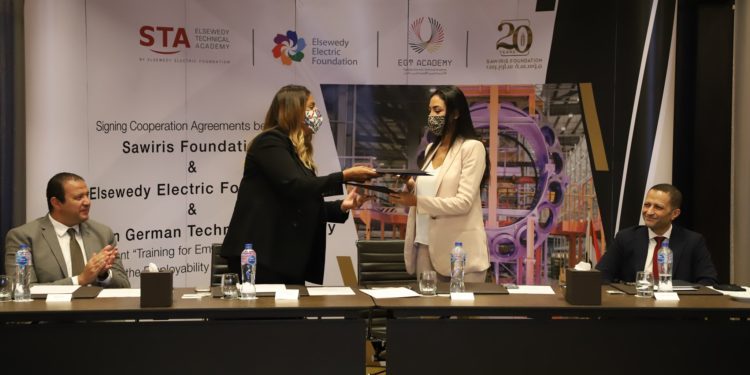 توقيع اتفاقية شراكة بين ” ساويرس للتنمية” و ” السويدى إلكتريك “