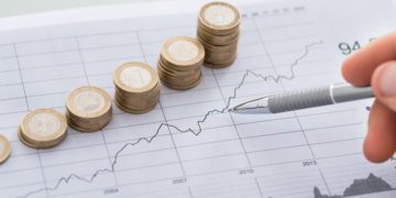 مصر تتصدر دول الأسواق الناشئة في خفض معدلات التضخم ( انفوجراف )