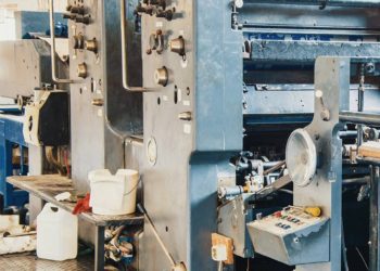 زينب مالكة و مديرة ورشة للطباعة بطنطا تروي قصة نجاحها مع قرض سندة