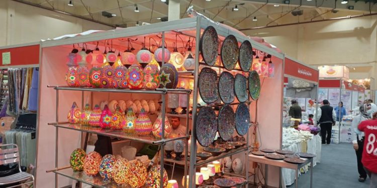 معارض جهاز المشروعات.. بوابة أصحاب الحرف اليدوية للعالمية