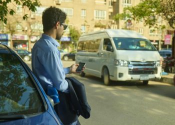 “أوبر باص” تُغير علامتها التجارية إلى “أوبر شاتل”