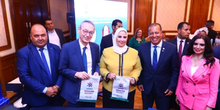 تعاون بين رجال أعمال الإسكندرية وروتاري مصر لتمويل مشروعات متناهية الصغر