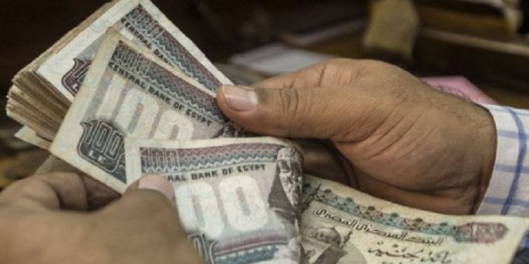 بدء صرف رواتب العاملين بالدولة عن شهر سبتمبر..الأربعاء المقبل