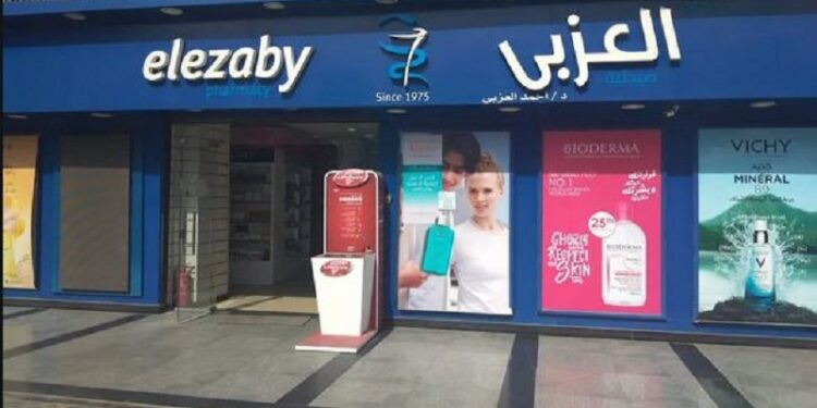 المستشار القانوني لـ”العزبي” : التعويم تسبب في عجز في سوق الدواء بمليار جنيه