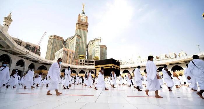 كيف تسجل في منصة “نسك الإلكترونية” للحصول على عمرة بقيمة 4400 جنيه فقط ؟