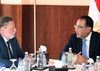 رئيس الوزراء يلتقي محافظ البنك المركزي المصري على هامش فعاليات قمة COP27