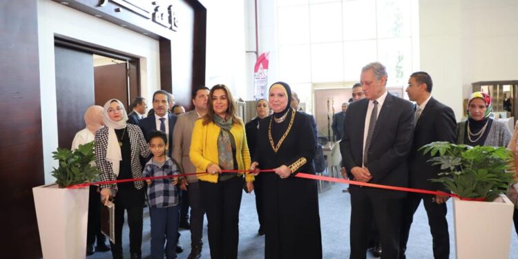 جهاز المشروعات يضخ قروض لمشروعات الأثاث في دمياط بقيمة ٢٤٠ مليون جنيه