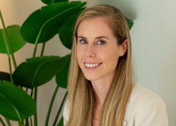 “GoDaddy ” تجري استبياناً على الشركات الصغيرة في الشرق الأوسط ..ما هى النتائج ؟