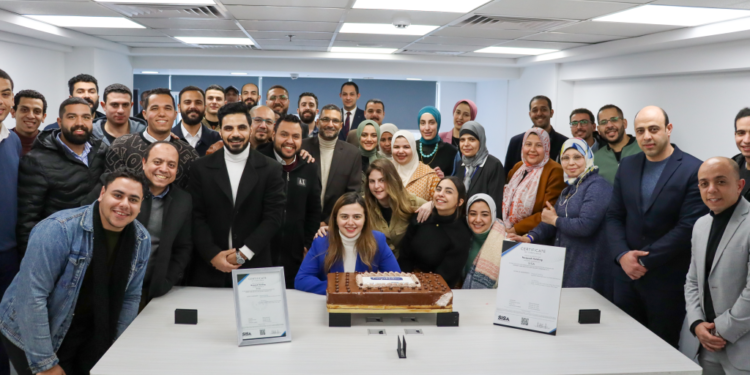 “نقود القابضة” تحصل على شهادة الامتثال للمعايير العالمية لتأمين بيانات صناعة بطاقات الدفع