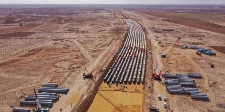 مصر تشق أكبر نهر اصطناعي.. كيف سيؤمن الغذاء ؟