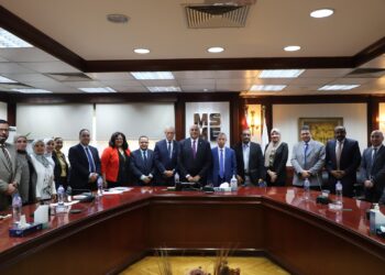 “رحمي” يلتقي وفد صندوق النقد العربي لبحث التعاون في دعم قطاع المشروعات الصغيرة