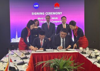 توقيع اتفاقية تعاون بين المصرية للاتصالات و «هواوى»