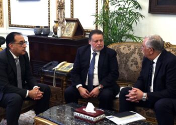 «الحكومة» و «المركزي» يبحثان عن حلول لتوفير النقد الأجنبي لزيادة كميات الأعلاف بالسوق