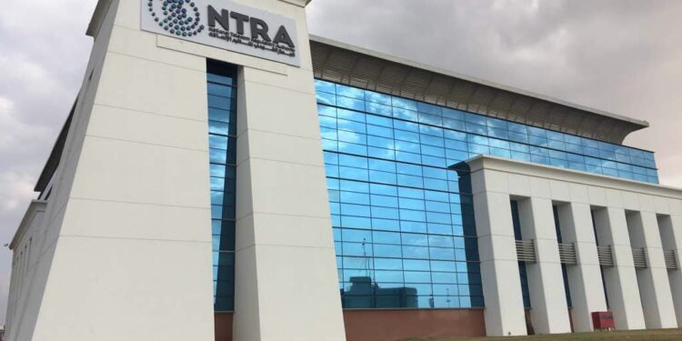 «القومي لتنظيم الاتصالات» يمنح دقائق مكالمات و انترنت مجاناً لمستخدمي المحمول