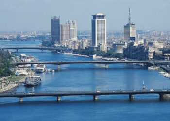 كيف يتم تقليص الفجوة الرقمية بين الريف والحضر في مصر ؟