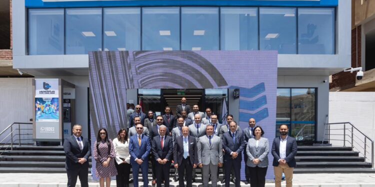 بنك قناة السويس يفتتح أحدث فروعة بمدينة الغردقة