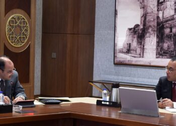 وزير الصناعة : ندرس منح حزمة من الحوافز للقطاع الصناعي