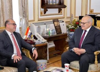 «جامعة القاهرة» و  «الرقابة المالية» يتعاونان لإجراء البحوث فى التمويل المستدام والاقتصاد الأخضر