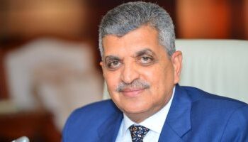 رئيس هيئة قناة السويس : طرح 20% من أسهم شركة الرباط وأنوار السفن بالبورصة