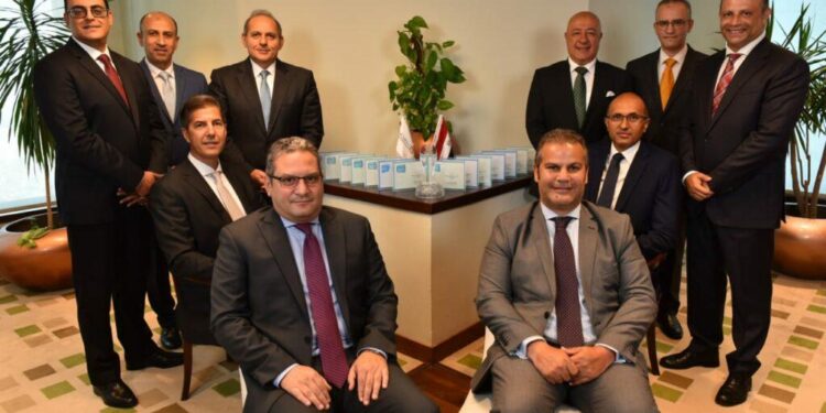 البنك الأهلي المصري يقتنص 22 جائزة دولية من مؤسسة EMEA Finance