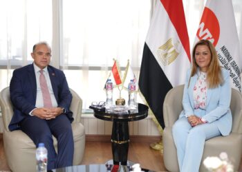 رئيس الرقابة المالية يترأس إحدى لجان اختيار الكوادر النسائية ببرنامج المرأة تقود للتنفيذيات