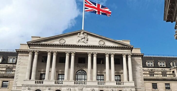 “بنك إنجلترا” يرفع أسعار الفائدة ربع نقطة مئوية إلى 5.25%