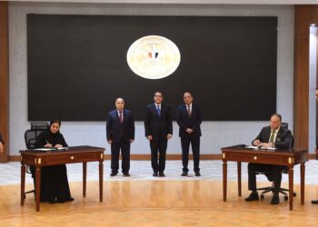 عاجل ..شركة إماراتية تستحوذ على 30 ٪ من أسهم “إيسترن كومباني” بقيمة 625 مليون دولار