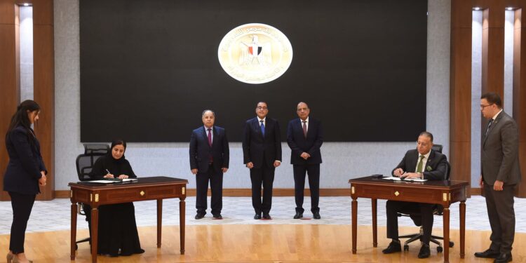 عاجل ..شركة إماراتية تستحوذ على 30 ٪ من أسهم “إيسترن كومباني” بقيمة 625 مليون دولار