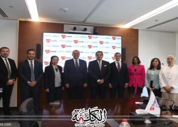 تعاون جديد بين “إي كاردز” و “البنك العربي” لتطوير الأعمال