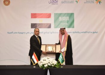 وزير العمل ونظيره السعودي يشهدان توقيع اتفاقية تشغيل “برنامج الفحص المهني” بين البلدين