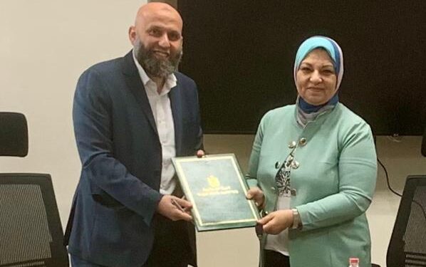 بقيمة 124 مليون جنيه…”نقل الكهرباء” توقع عقد لتدعيم التغذية الكهربائية لمشروع الدلتا الجديدة