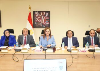 المجلس القومي للأجور يرفع الحد الأدنى للأجور للعاملين بالقطاع الخاص إلى 3500 جنيه