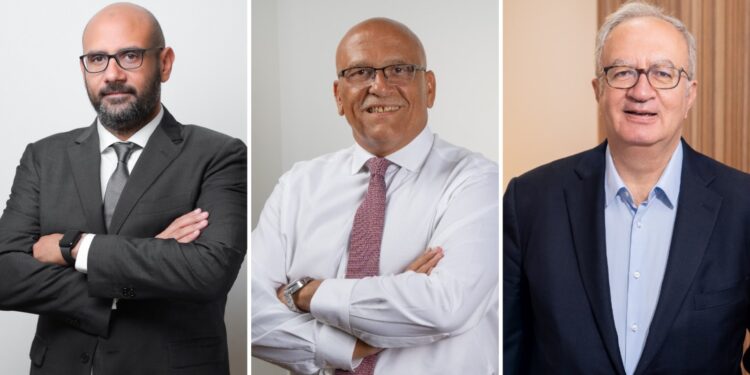 “كونتكت” و “منجم” يطلقان “جنيه كونتكت الذهب”