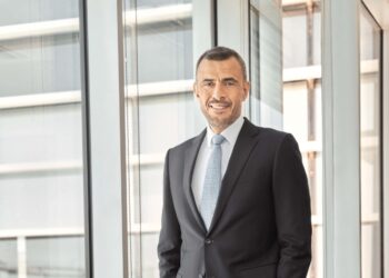 رئيس الوزراء يفتتح مجمع مدارس على أرض القرية الكونية بالشراكة بين الصندوق السيادي والقطاع الخاص