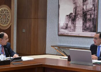 رئيس الوزراء يبحث مع وزير المالية بعض الإجراءات لضمان استمرار الانضباط المالي