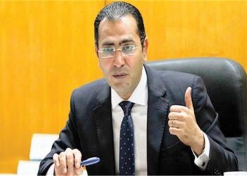 رئيس الوزراء يقيل رئيس جهاز حماية المستهلك من منصبه