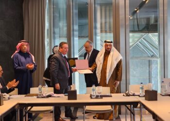 لجنة تأمينات السيارات تناقش تطورات تنفيذ المنظومة الإلكترونية الشاملة للبطاقة البرتقالية