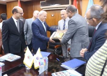 الغرفة التجارية بأسيوط و هيئة تنمية الصعيد يتعاونان لإنشاء المرحلة الثالثة من مجمع الصناعات الصغيرة