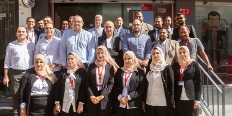 “تمويلي” تبدأ تنفيذ خطة لزيارة عملاء التصنيع والتصدير للخارج بمحافظات مصر ( صور )