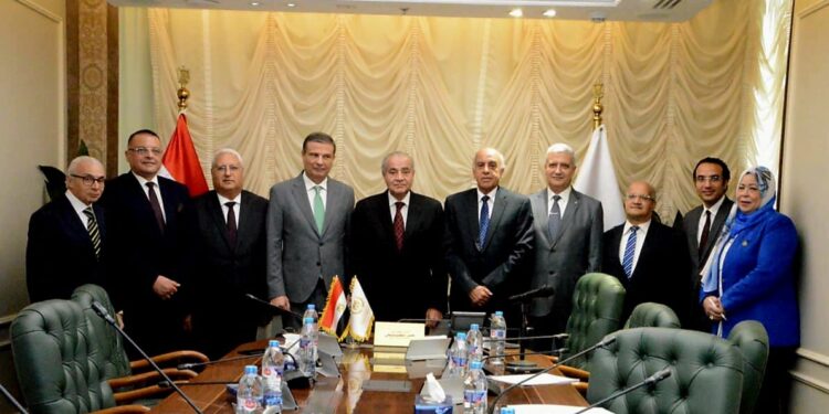 وزارة التموين تُوقع برتوكول مع البنك الزراعي لتوفير التمويل لورش المشغولات الذهبية