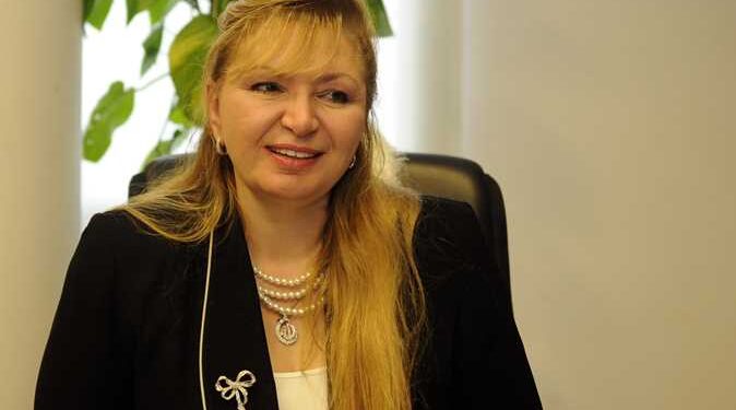 تعيين سهر الدماطي عضوا بمجلس إدارة الشركة القابضة المصرية الكويتية