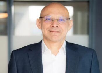 شركة ازدهار تتم الاستحواذ على حصة أغلبية من سينا تكستايلز