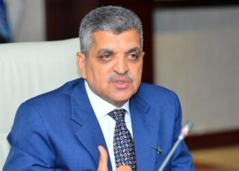 رئيس هيئة قناة السويس : نفذنا زيادة جديدة في رسوم المرور بالقناة قبل أيام (فيديو )