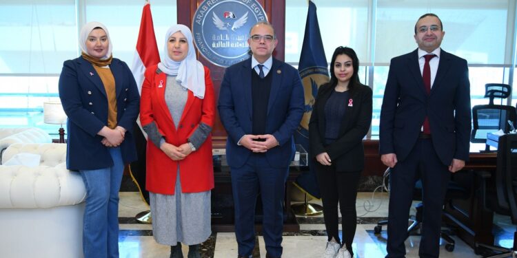 فريد: نسعي إلي تمكين المرأة المصرية صحياً واقتصادياً واجتماعياً