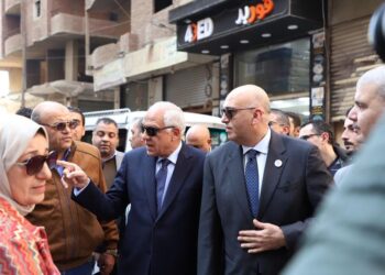 “رحمي” يتفقد مشروعات تطوير المناطق غير المخططة بمحافظة الجيزة