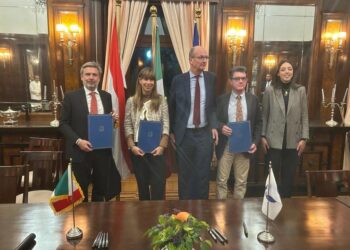 تعاون بين إيطاليا و”البنك الأوروبي لإعادة الإعمار” لدعم المشروعات الصغيرة في مصر