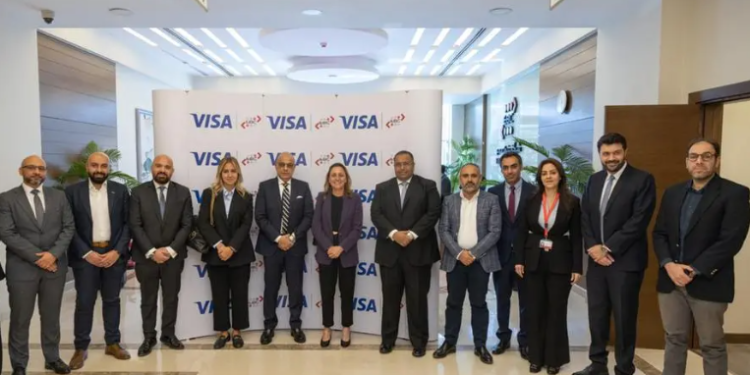 “فيزا” و “بنوك مصر” يتعاونان لتسهيل تحويلات المصريين بالخارج