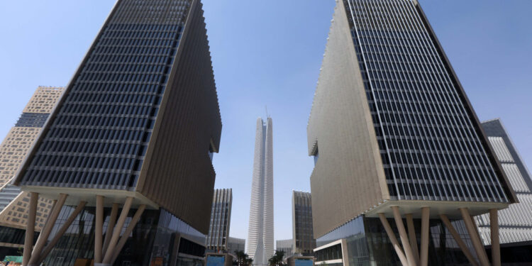 مورجان ستانلي: إشارات لاقتراب حصول مصر على قرض صندوق النقد الدولي