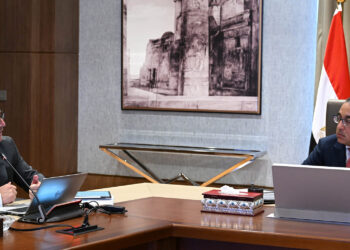 بتكلفة استثمارية 2.8 مليار دولار…التعاقد على 127 مشروعاً في المناطق الصناعية والموانئ