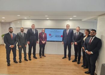 “أبوظبي التجاري” يمنح “تمويلي” 100 مليون جنيه لدعم المشروعات المتوسطة والصغيرة